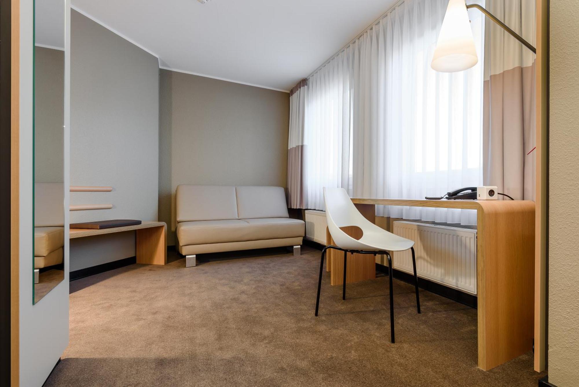 Ibis Frankfurt Centrum Fráncfort del Meno Exterior foto