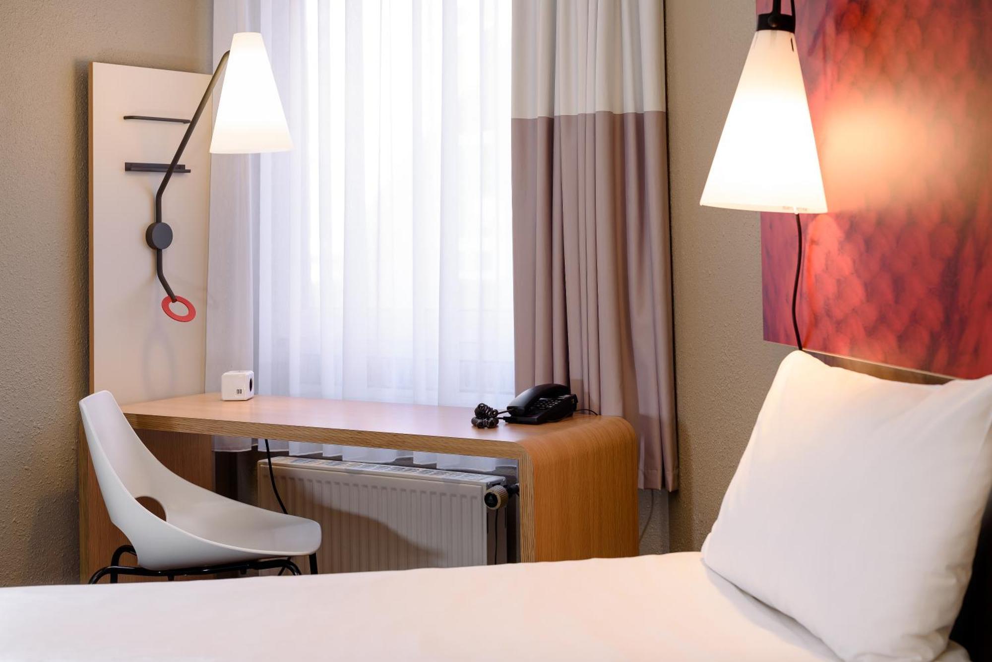 Ibis Frankfurt Centrum Fráncfort del Meno Exterior foto